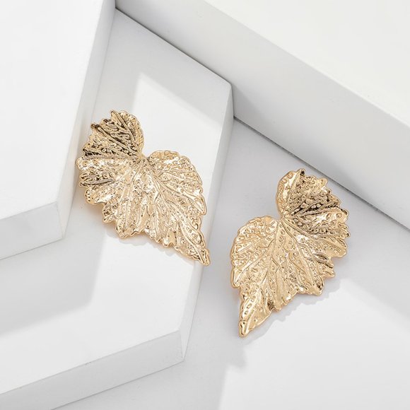 Angel Wing Gold Earring - Picture 1 of 2